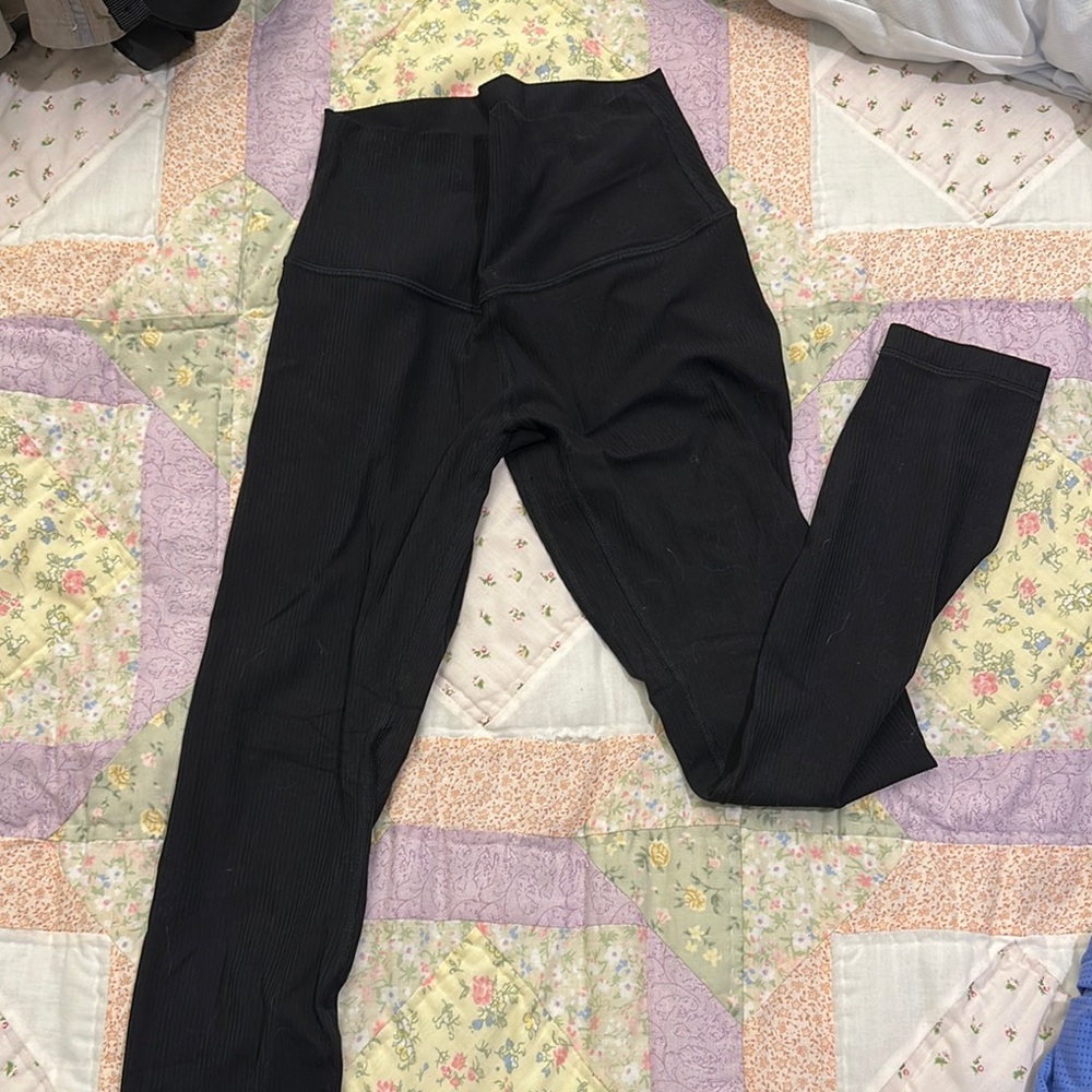 Lululemon Ribbed Align Black High-Waisted Leggings 25”